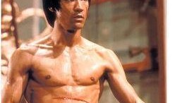 李小龙天涯爆料视频播放,揭秘武术宗师不为人知的传奇故事